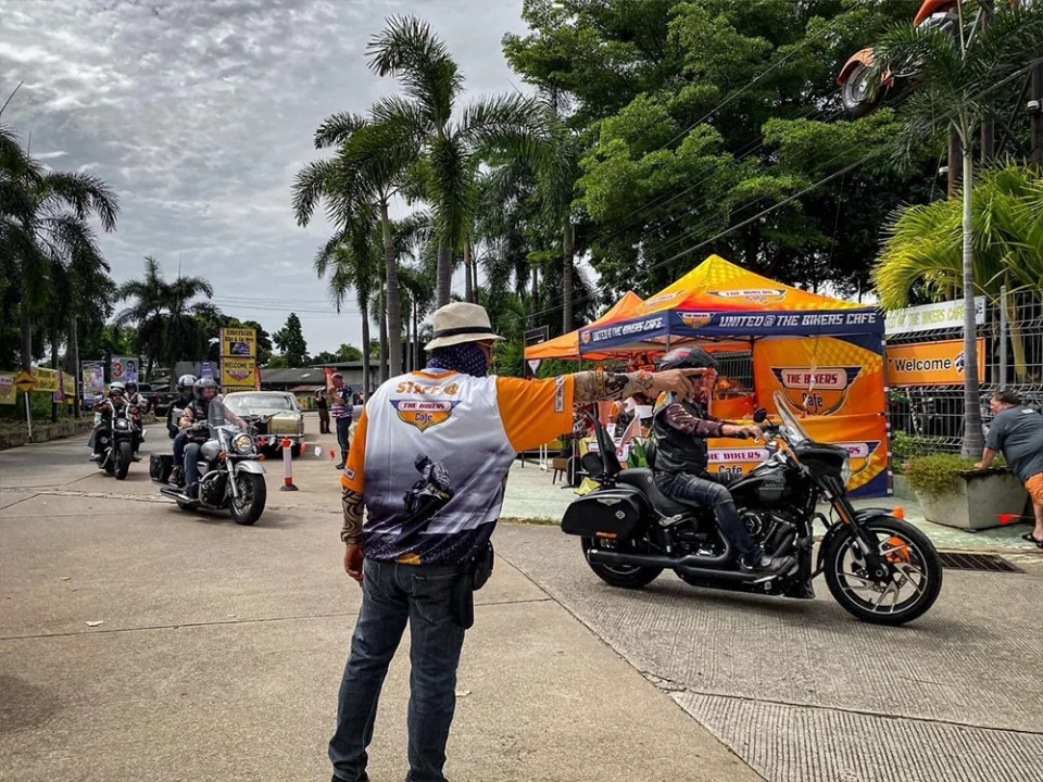 The November 2023 meet at The Bikers Café